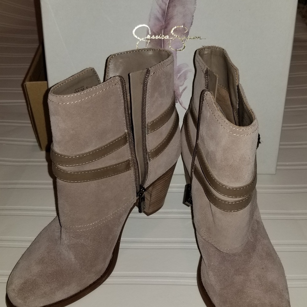 Ankle boots